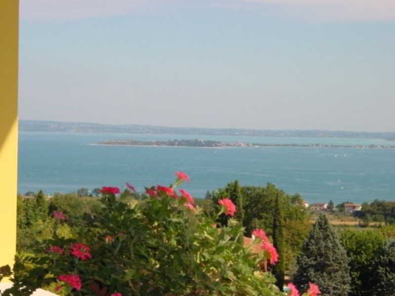 San Rocco Relais Aparthotel Soiano Del Lago Exterior photo